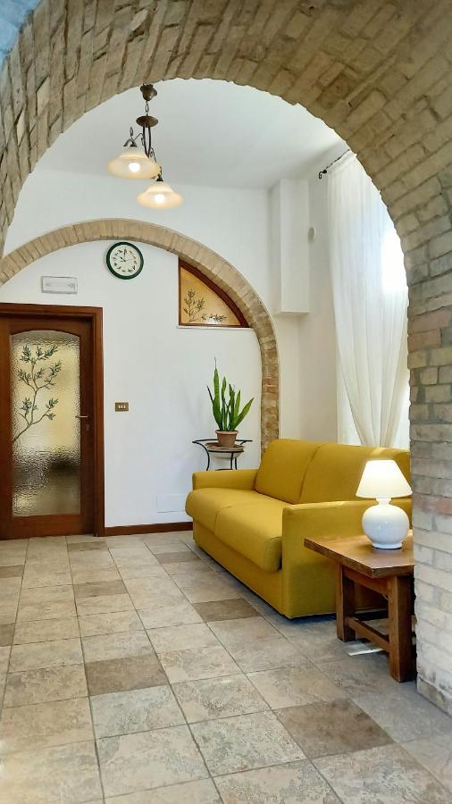 La Casa Di Famiglia Lejlighed Assisi Eksteriør billede