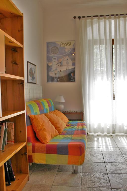 La Casa Di Famiglia Lejlighed Assisi Eksteriør billede